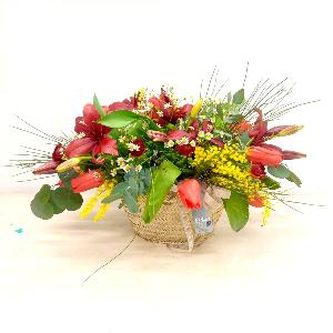 Cabás amb flor de temporada